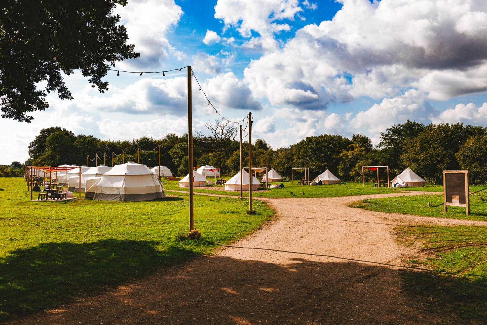 ホテル Domo Camp - Nature Glamping Hof Viehbrook Rendswuhren エクステリア 写真
